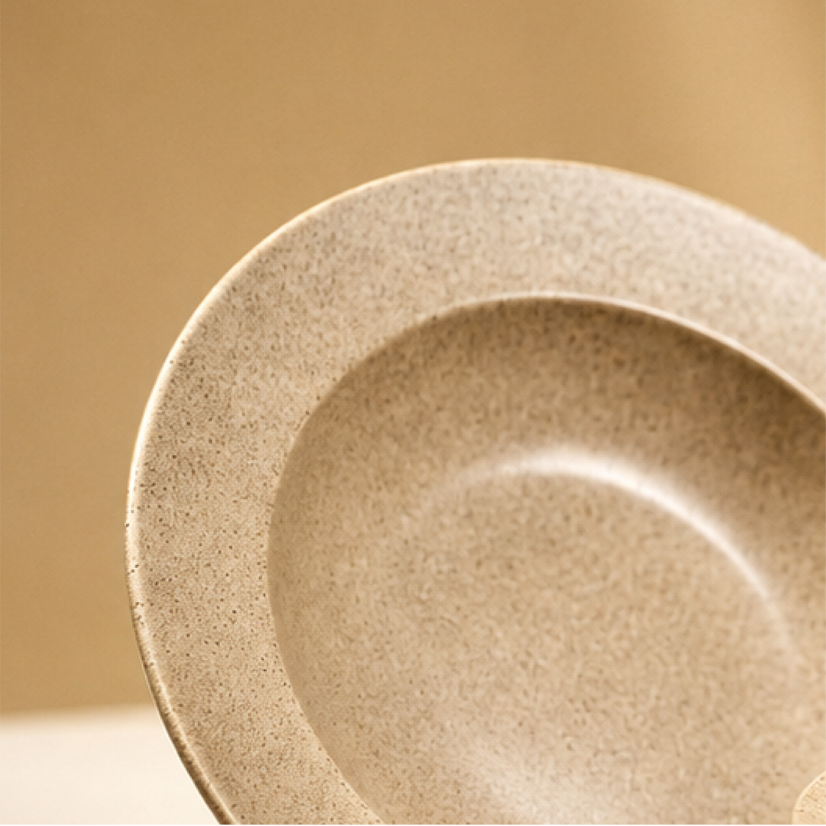 Beige Dune Plate